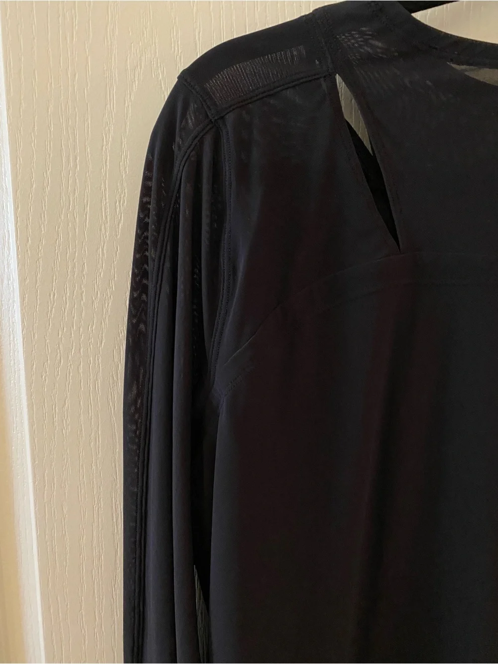LULULEMON Set Challenger Mesh Long Sleeve in Black - M